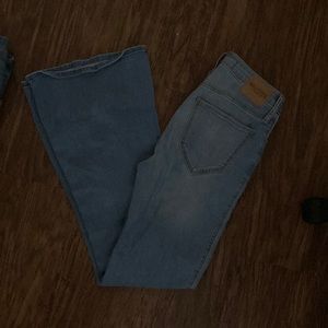 Hollister size 4